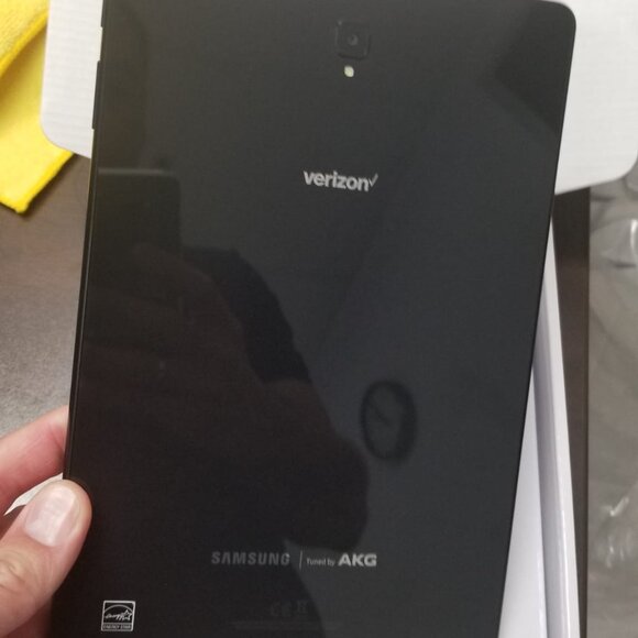 Samsung Galaxy TAB S4 Pen  64GB,10.5"; WiFi+SIM Unlocked. Good!!! - Picture 9 of 11